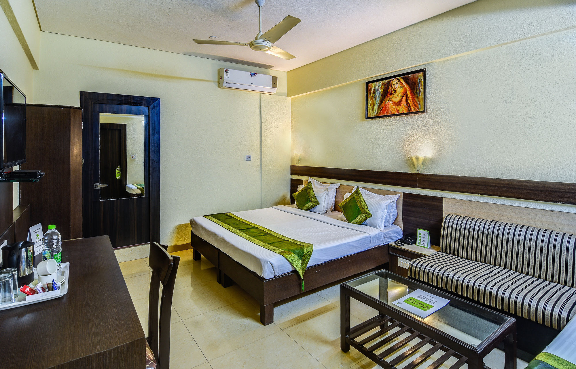 Hotel The Shagun Bhopal Eksteriør bilde